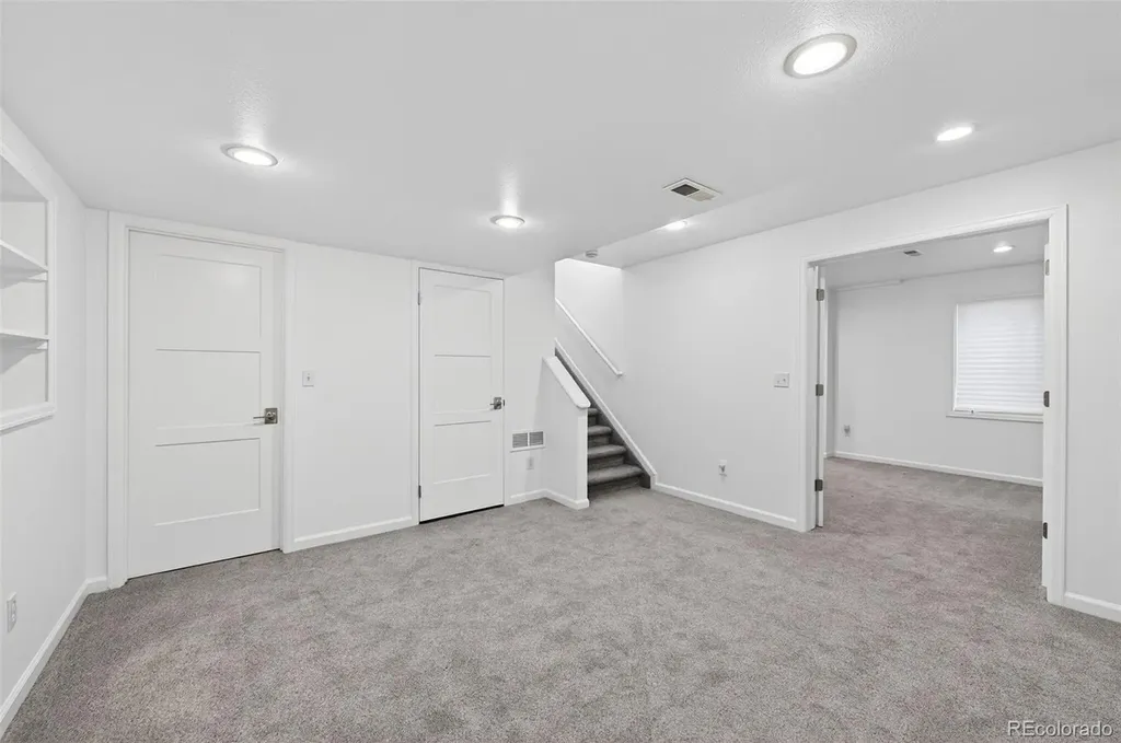 20 Foothill Ash Littleton CO 80127