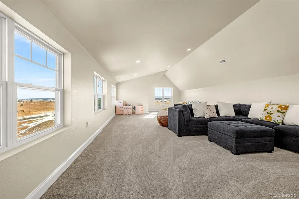 16860 Thompson Road Colorado Springs CO 80908