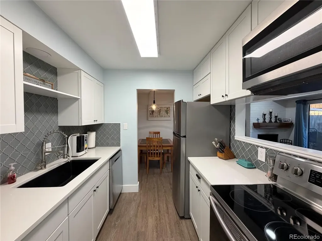 7995 E Mississippi Avenue Denver CO 80247