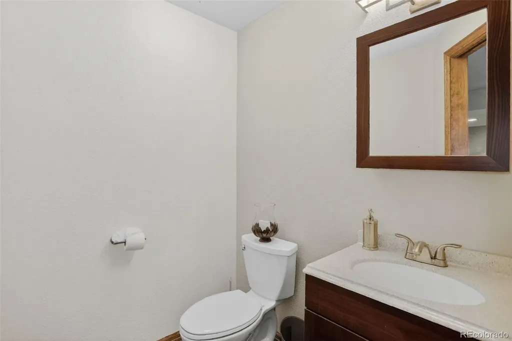 5452 S Zeno Street Centennial CO 80015