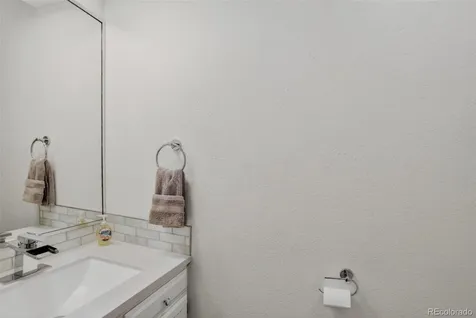 5452 S Zeno Street Centennial CO 80015