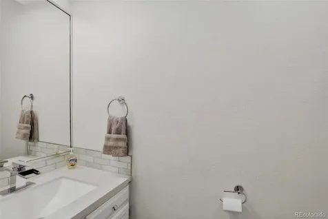 5452 S Zeno Street Centennial CO 80015