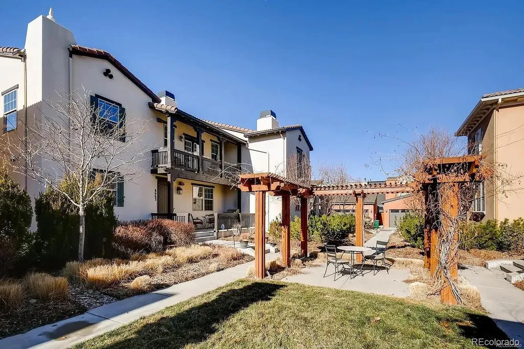 8663 E 29th Place Denver CO 80238