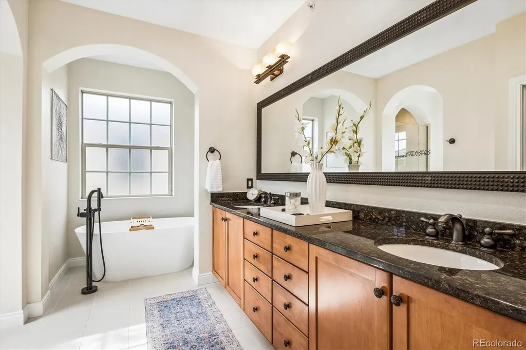 8663 E 29th Place Denver CO 80238