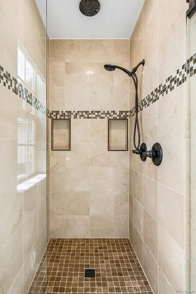8663 E 29th Place Denver CO 80238