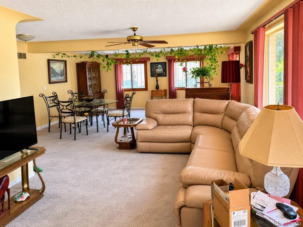 3290 Ivy Street Denver CO 80207