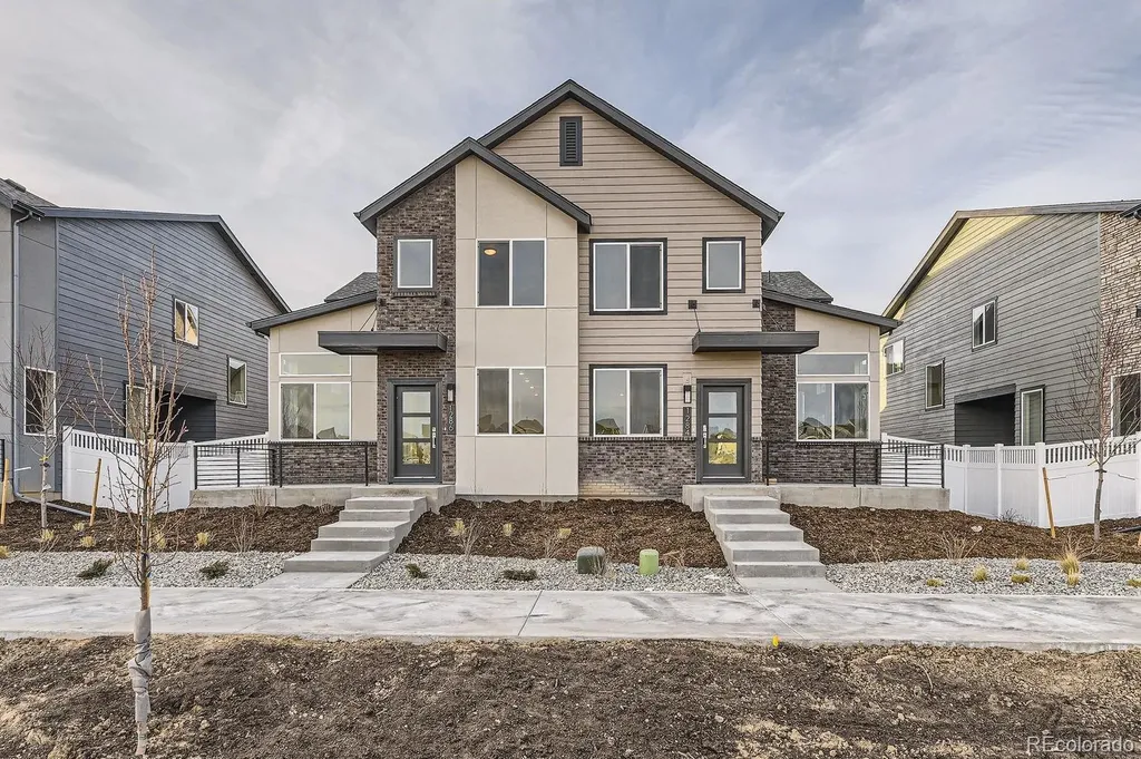 1232 S Algonquian Street Aurora CO 80018
