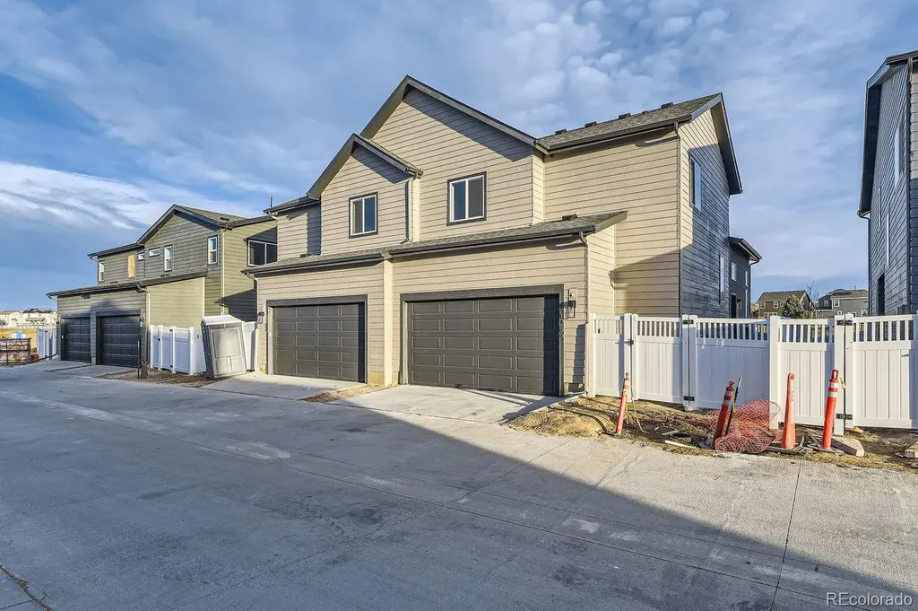 1232 S Algonquian Street Aurora CO 80018