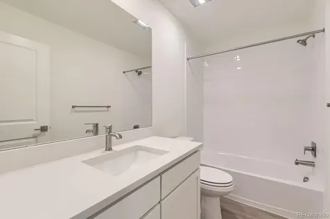 1232 S Algonquian Street Aurora CO 80018