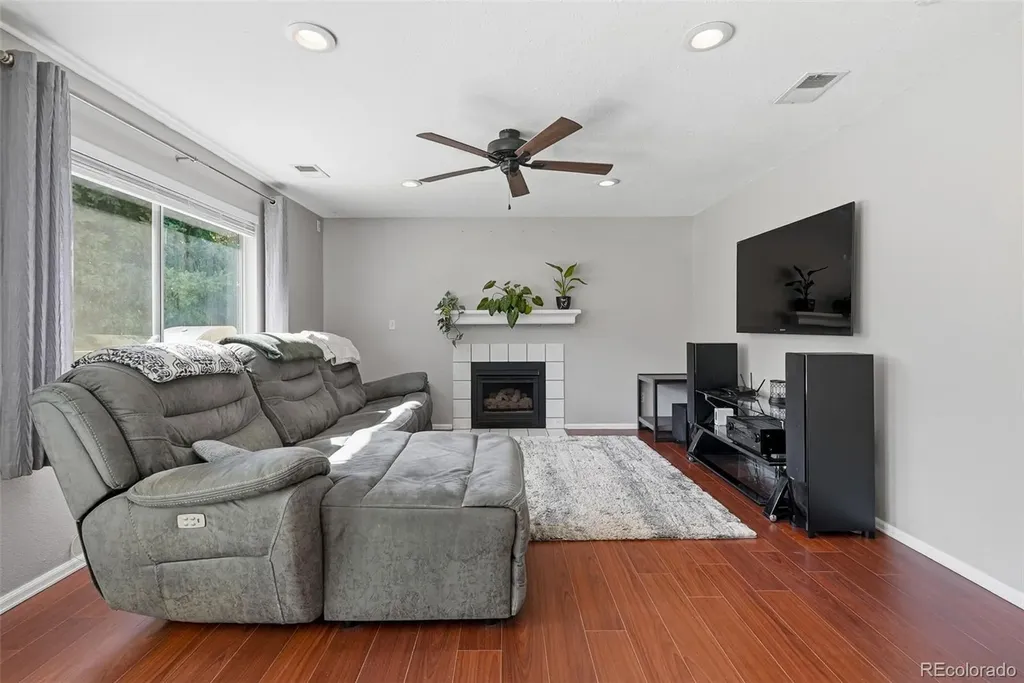 5035 S Genoa Street Aurora CO 80015