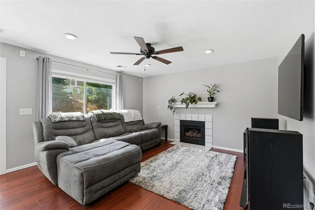 5035 S Genoa Street Aurora CO 80015
