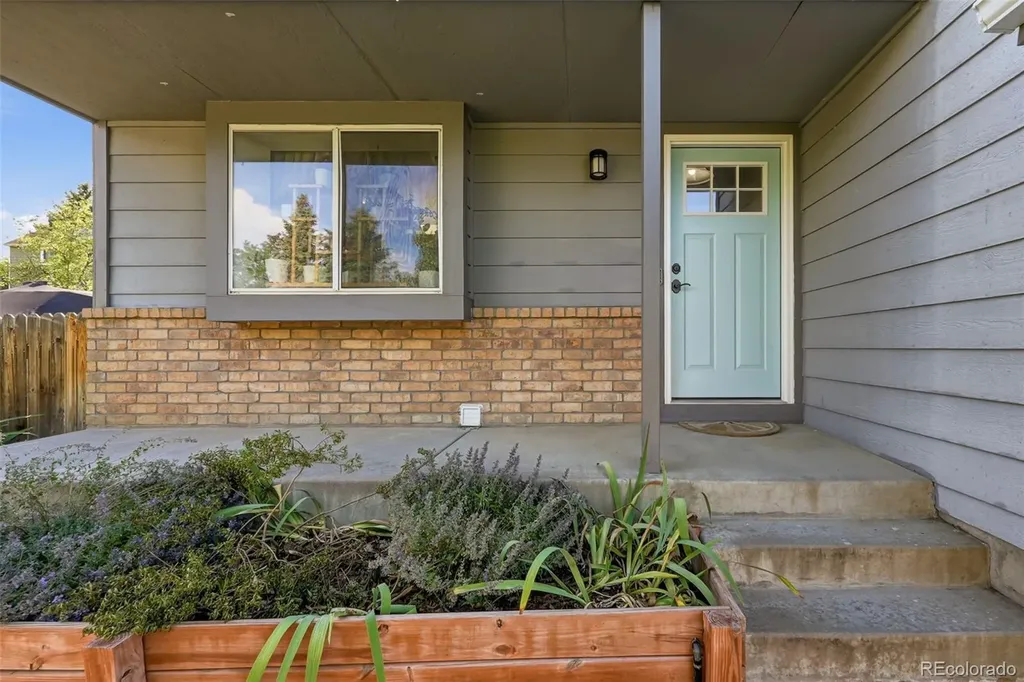 5035 S Genoa Street Aurora CO 80015