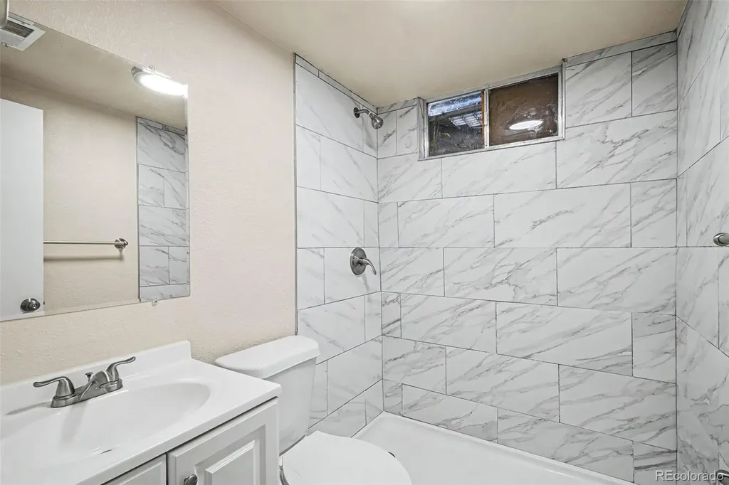 1785 Florence Street Aurora CO 80010