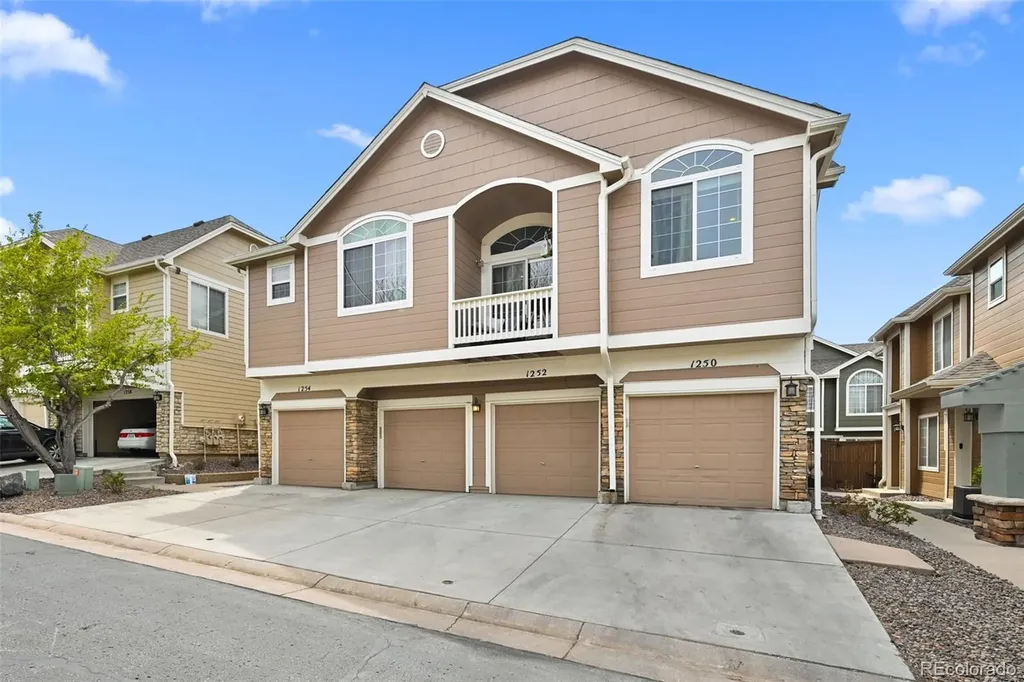 1252 Carlyle Park Circle Highlands Ranch CO 80129