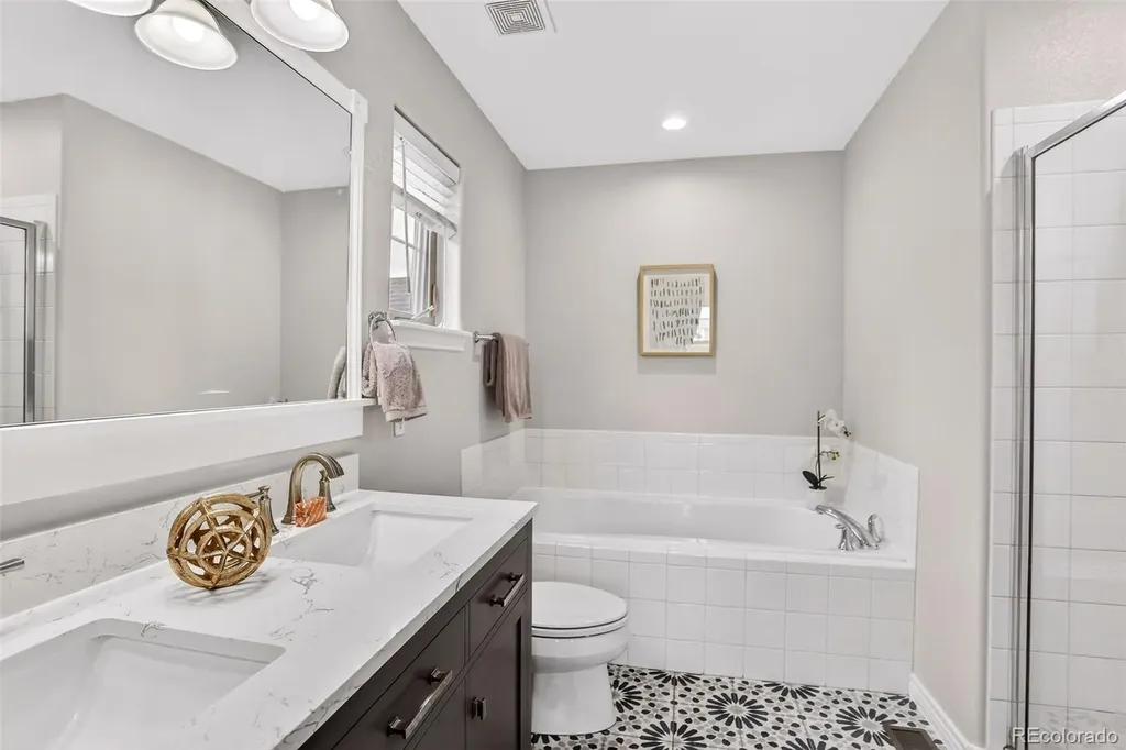 10580 E 28th Place Denver CO 80238