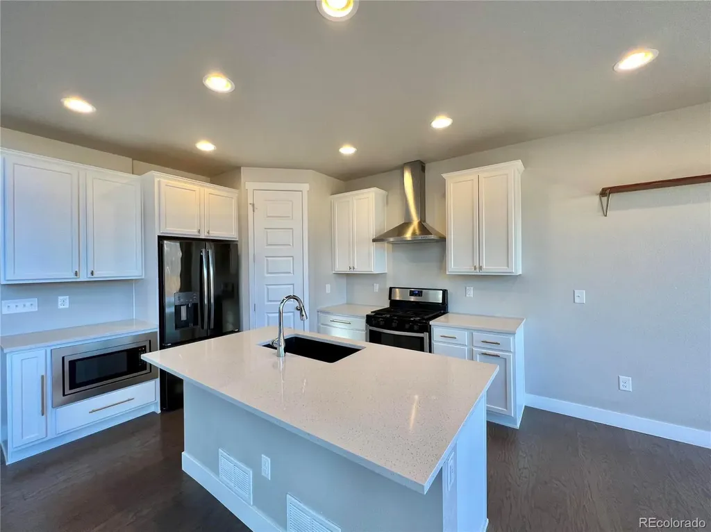 6833 Decatur Street Denver CO 80221