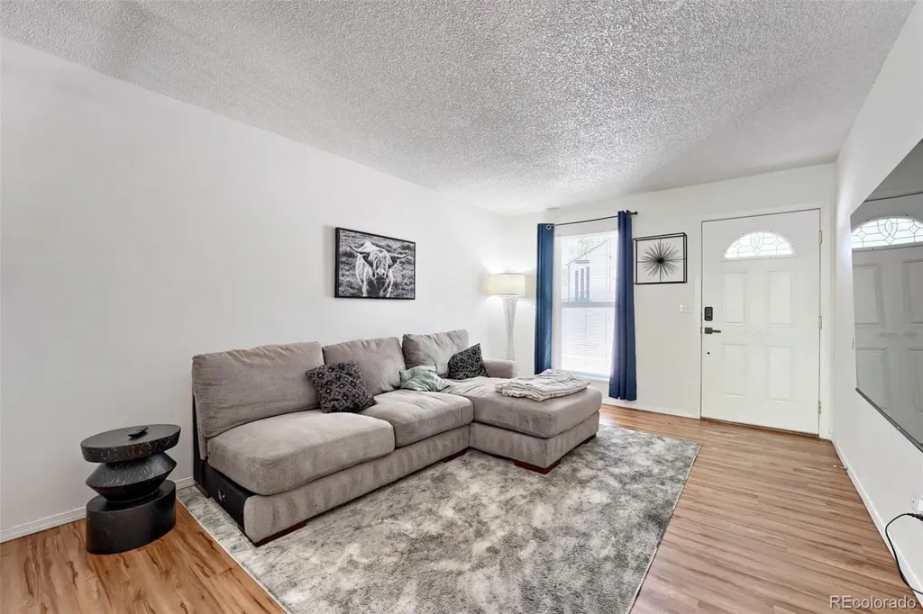 19713 E Girard Avenue Aurora CO 80013