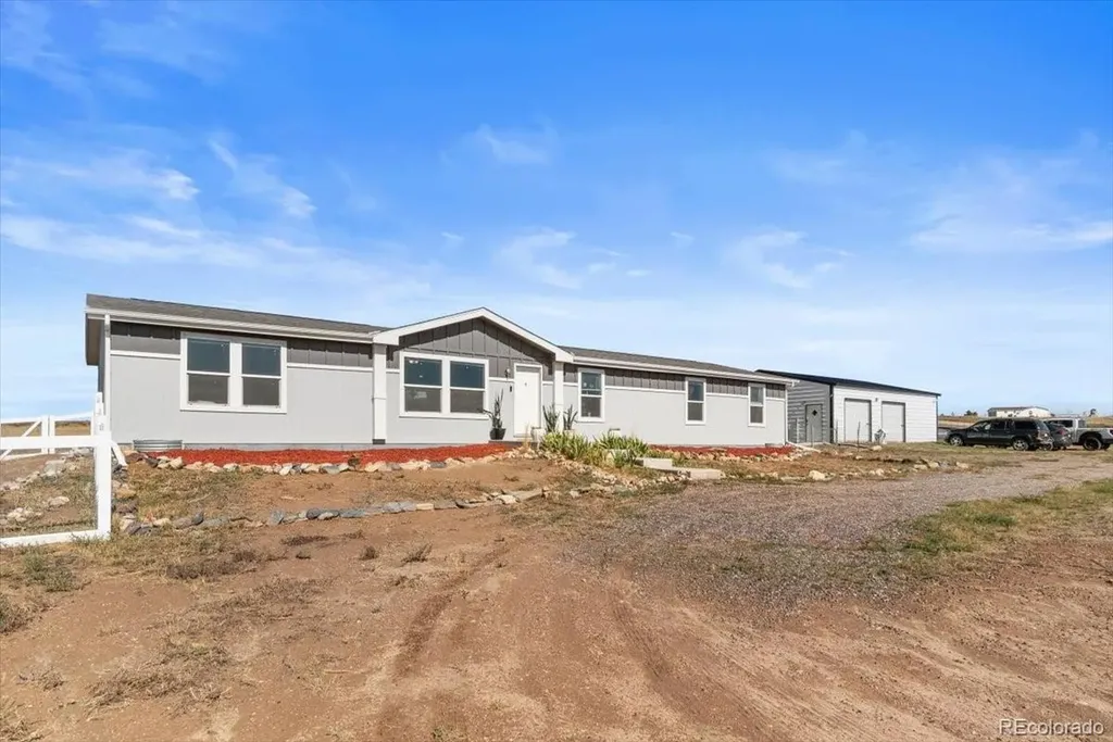 54435 County Road 21 Carr CO 80612