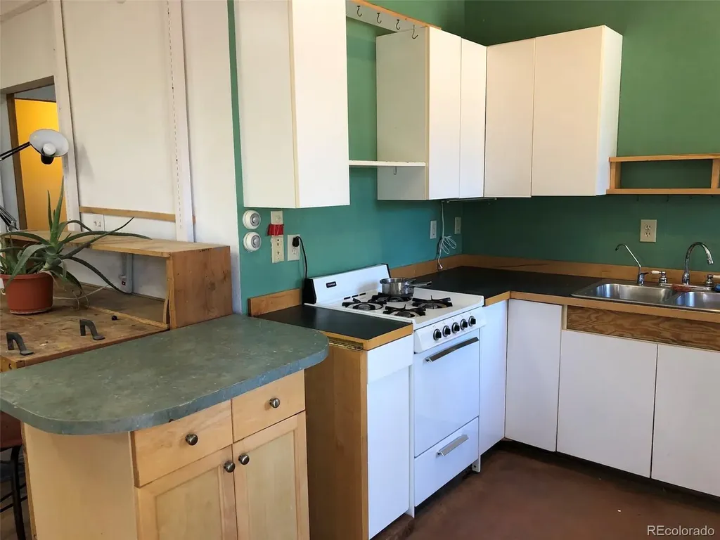 466 Arrowhead Way Crestone CO 81131