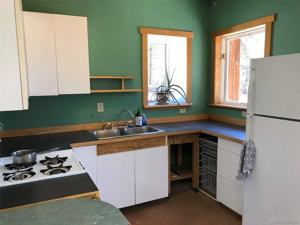 466 Arrowhead Way Crestone CO 81131