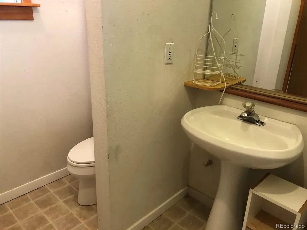 466 Arrowhead Way Crestone CO 81131