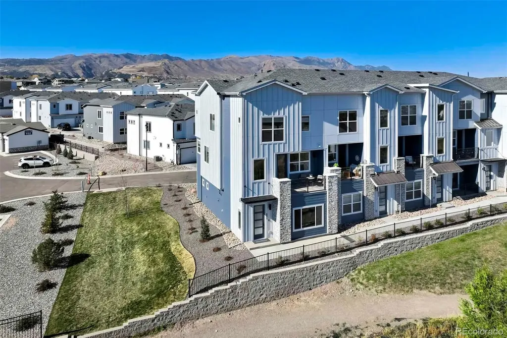 897 Beckton Heights Colorado Springs CO 80907
