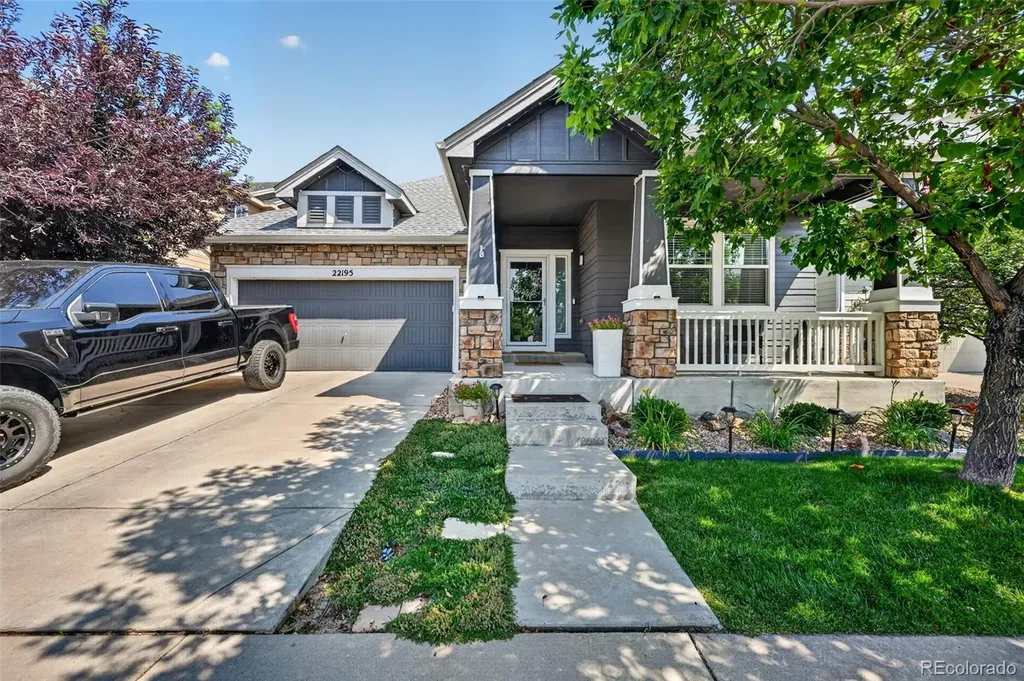 22195 E Grand Drive Aurora CO 80015