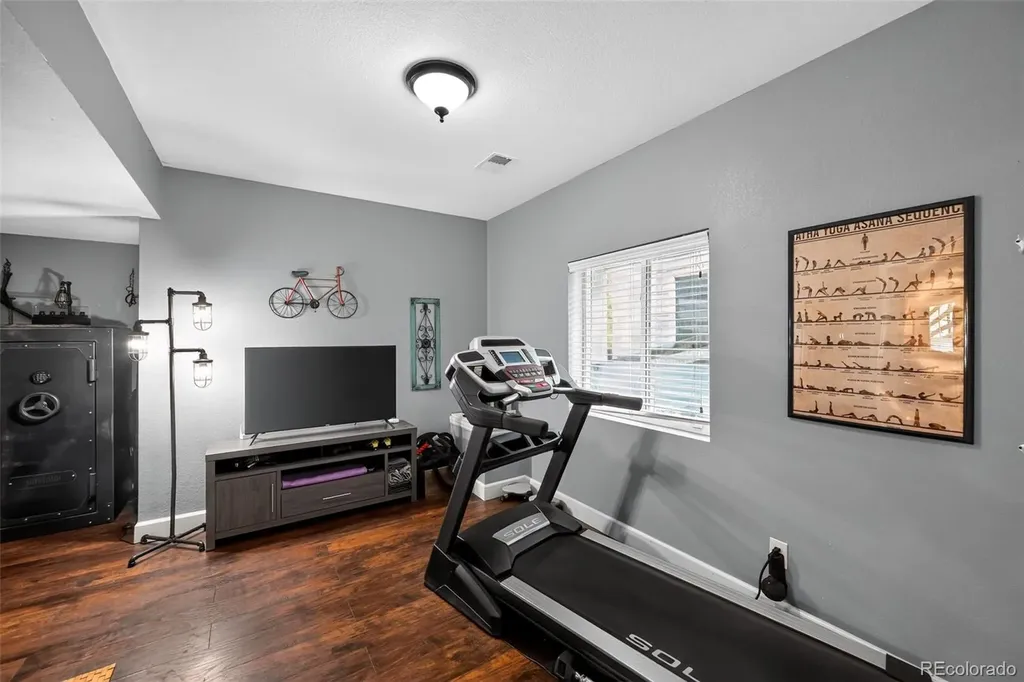 22195 E Grand Drive Aurora CO 80015
