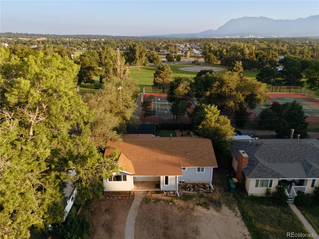 1219 Cumberland Street Colorado Springs CO 80907