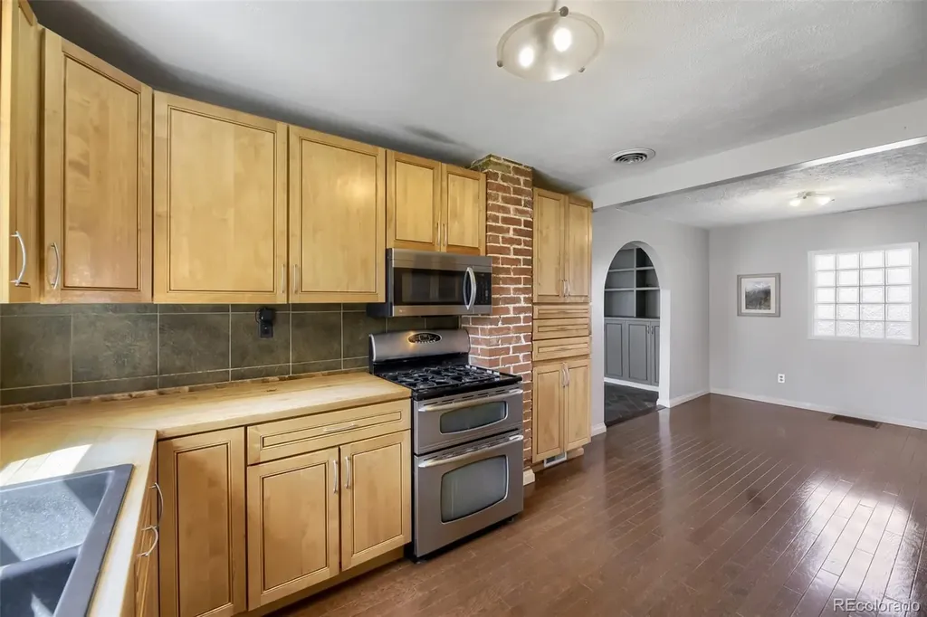 4058 S Lincoln Street Englewood CO 80113