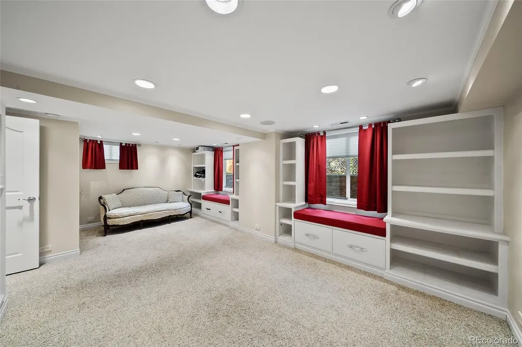 4243 S Clarkson Street Englewood CO 80113