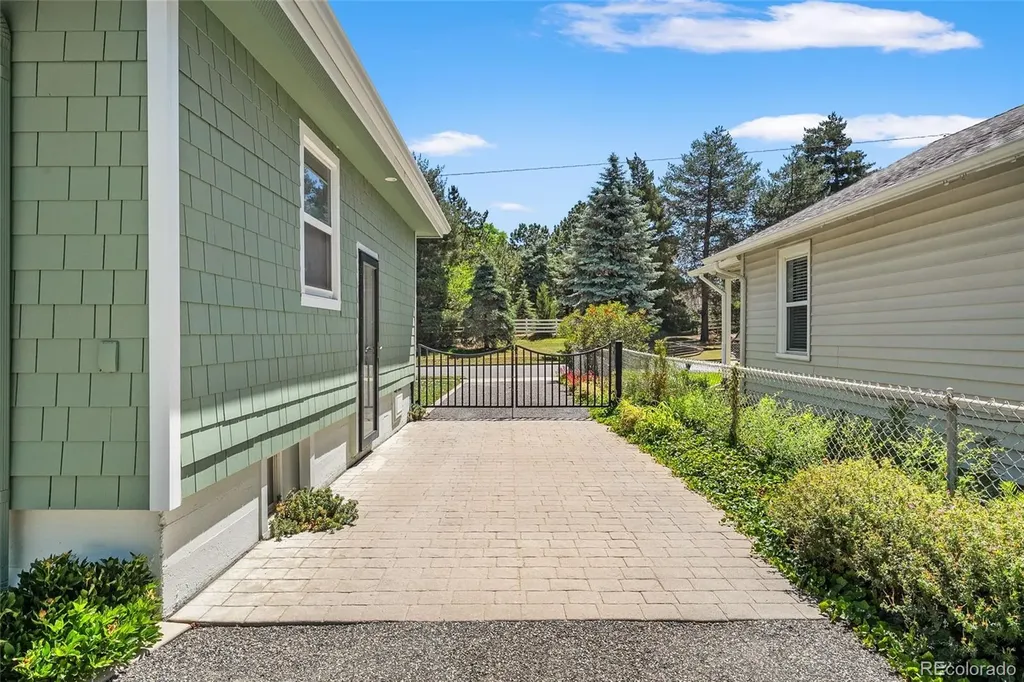 4243 S Clarkson Street Englewood CO 80113