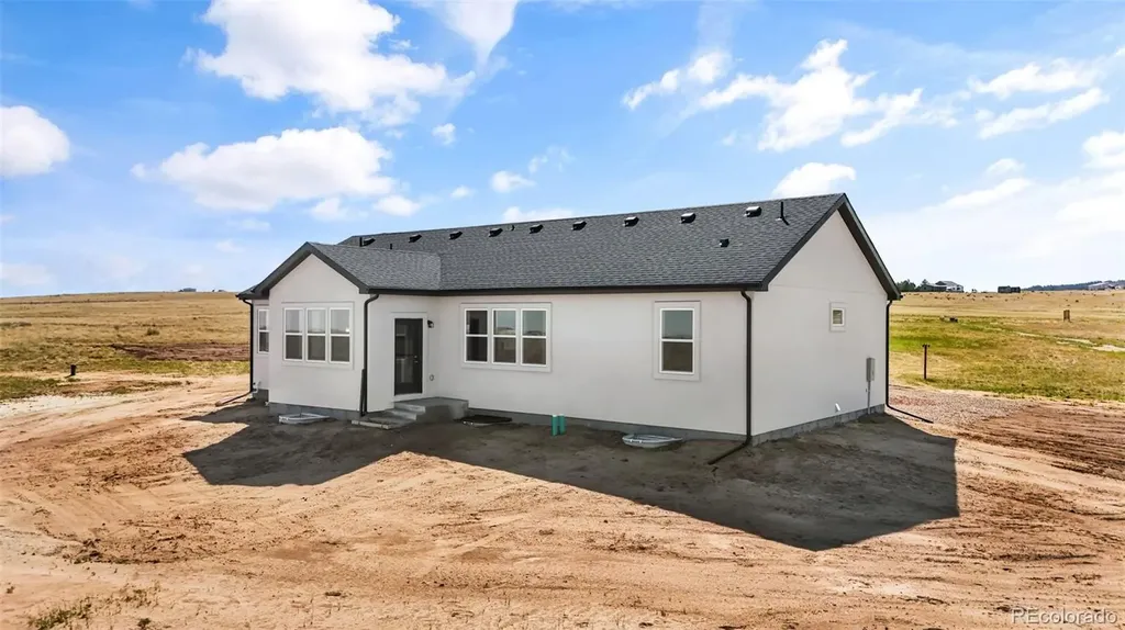 15690 Atlas Loop Peyton CO 80831