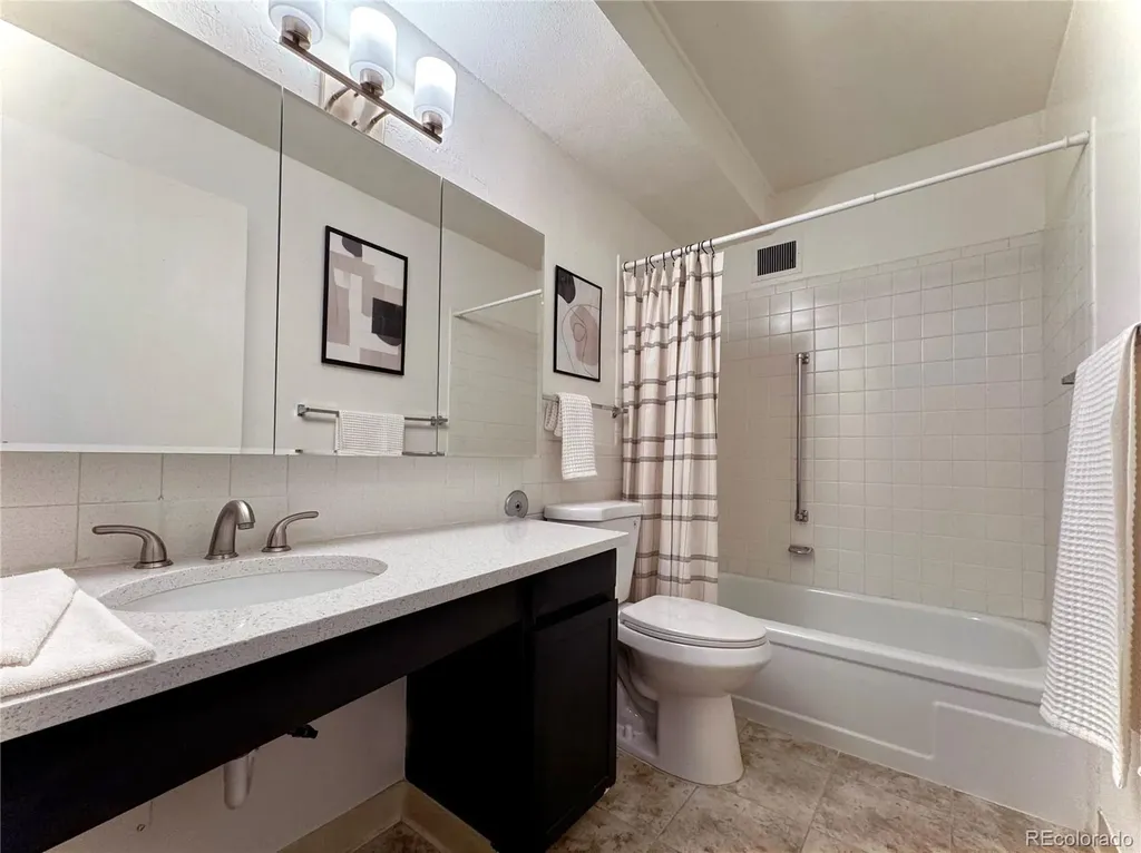 660 S Alton Way Denver CO 80247