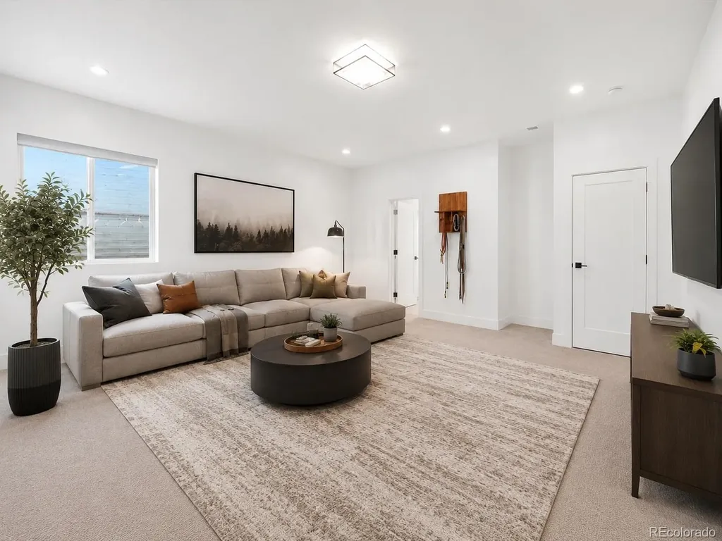 1901 W 36th Avenue Denver CO 80211