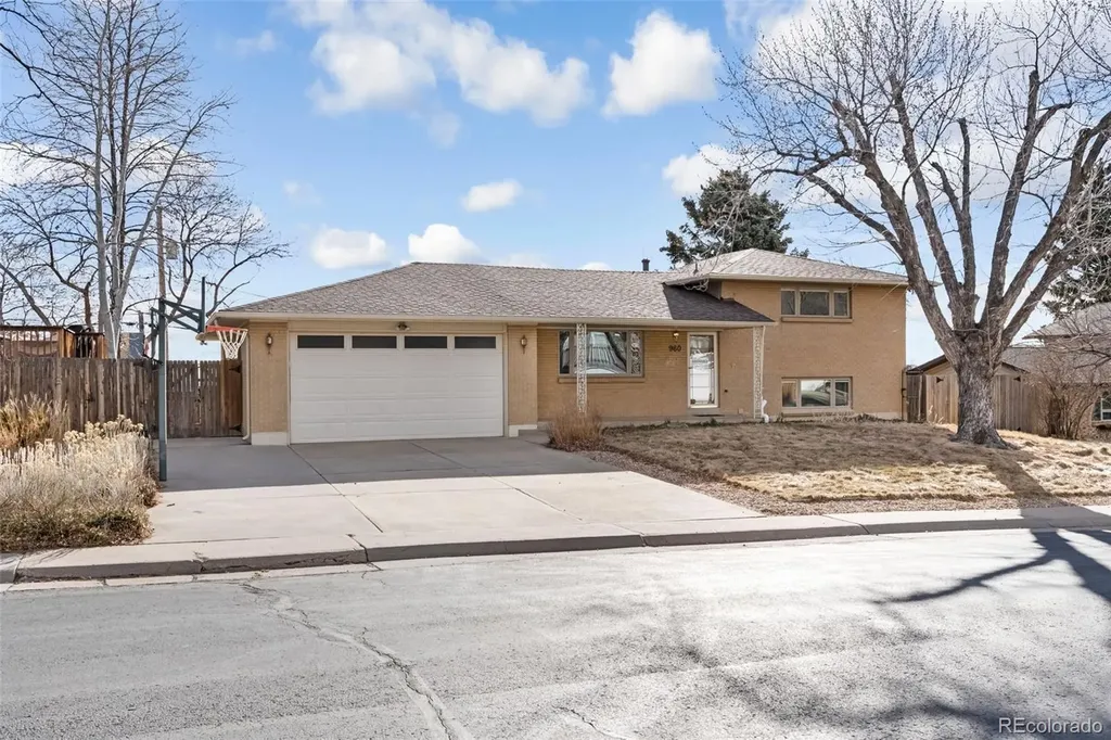 960 S Arbutus Street Lakewood CO 80228