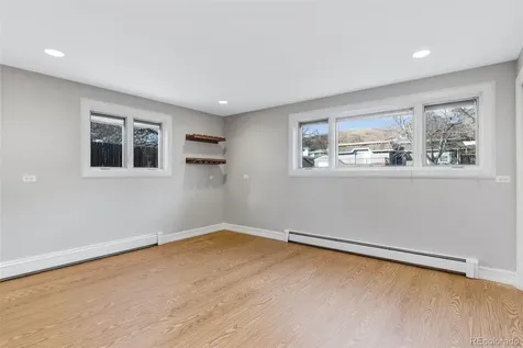 960 S Arbutus Street Lakewood CO 80228