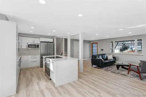 960 S Arbutus Street Lakewood CO 80228