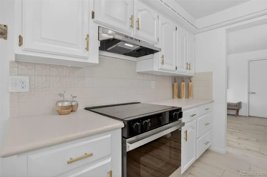 2143 S Yukon Street Lakewood CO 80227