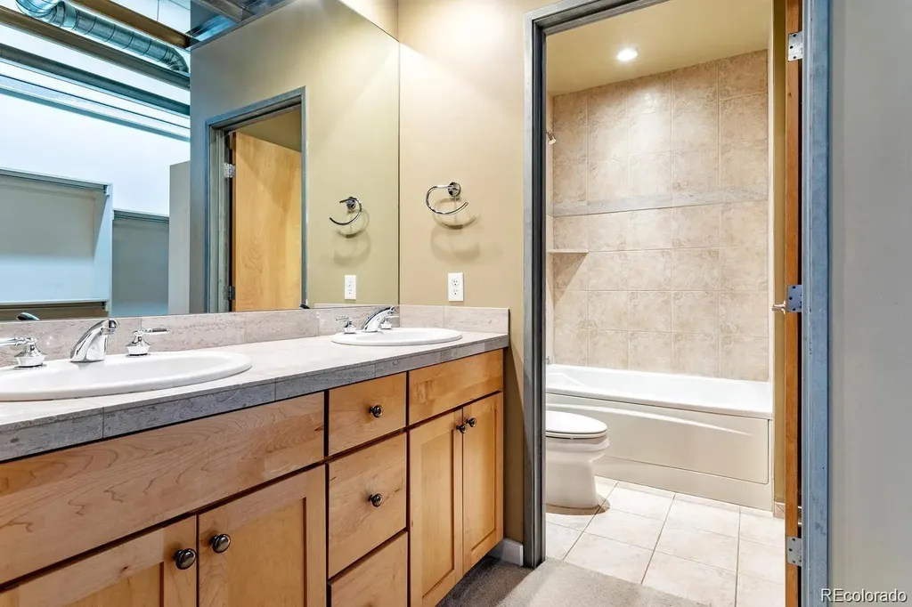 2899 N Speer Boulevard Denver CO 80211