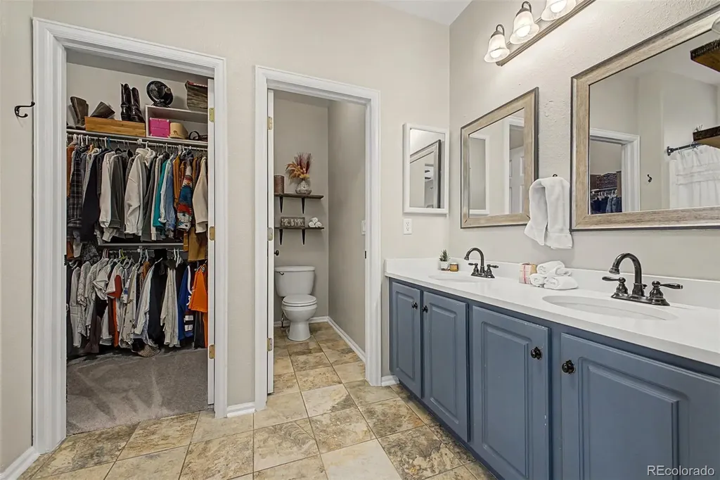 5194 S Shawnee Street Aurora CO 80015