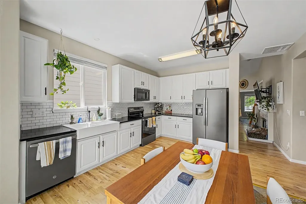 5194 S Shawnee Street Aurora CO 80015