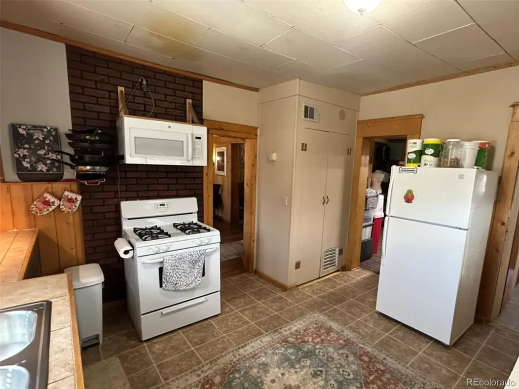730 San Juan Avenue Saguache CO 81149