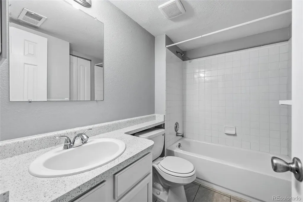 18034 E Ohio Avenue Aurora CO 80017