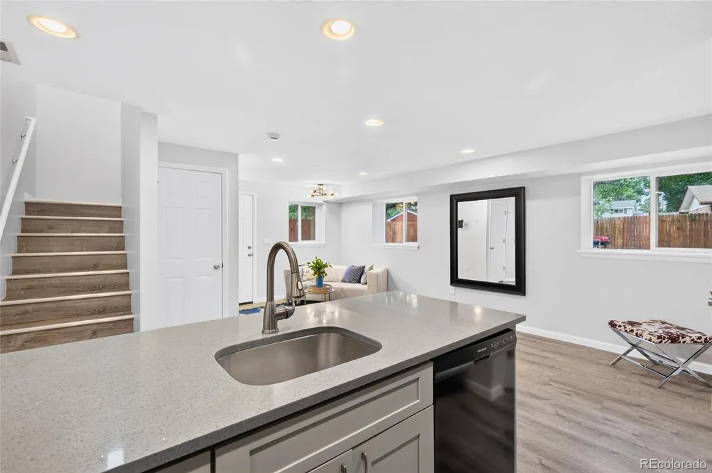 1473 S Dudley Street Lakewood CO 80232