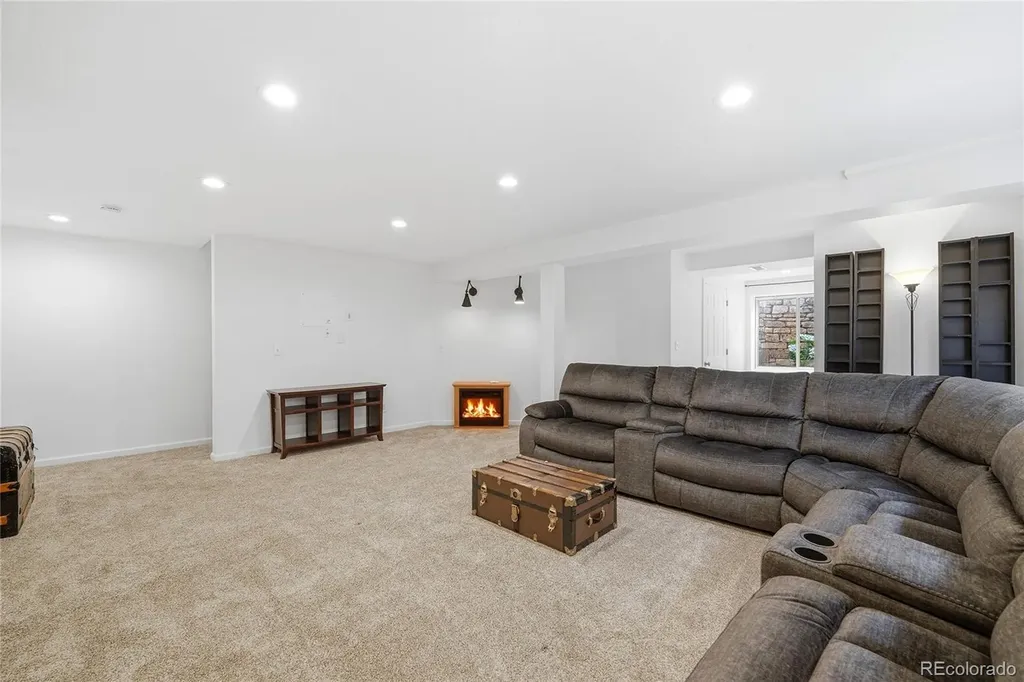 9971 Joplin Street Commerce City CO 80022