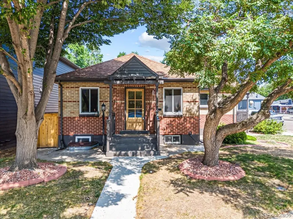 4104-4106 N Yates Street Denver CO 80212