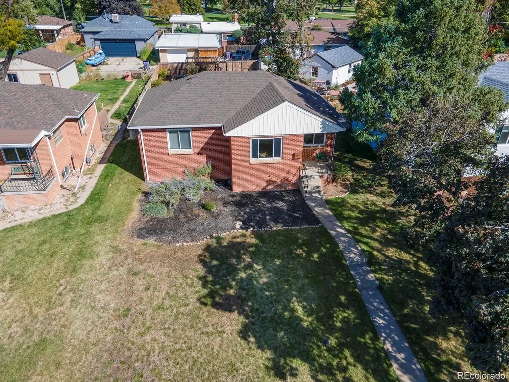3300 Bellaire Street Denver CO 80207
