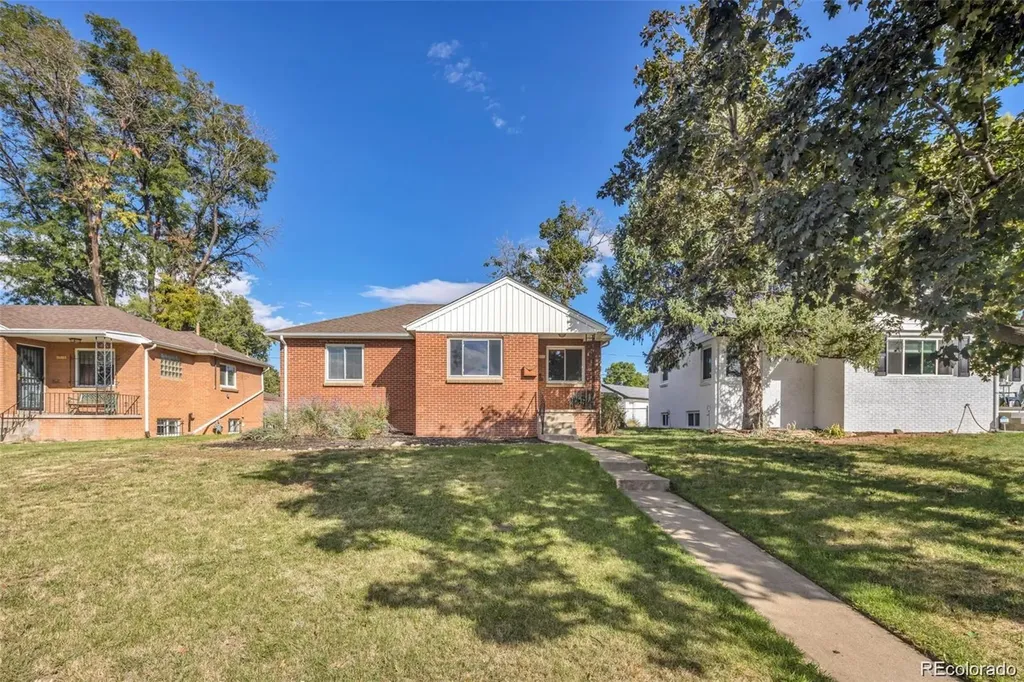 3300 Bellaire Street Denver CO 80207