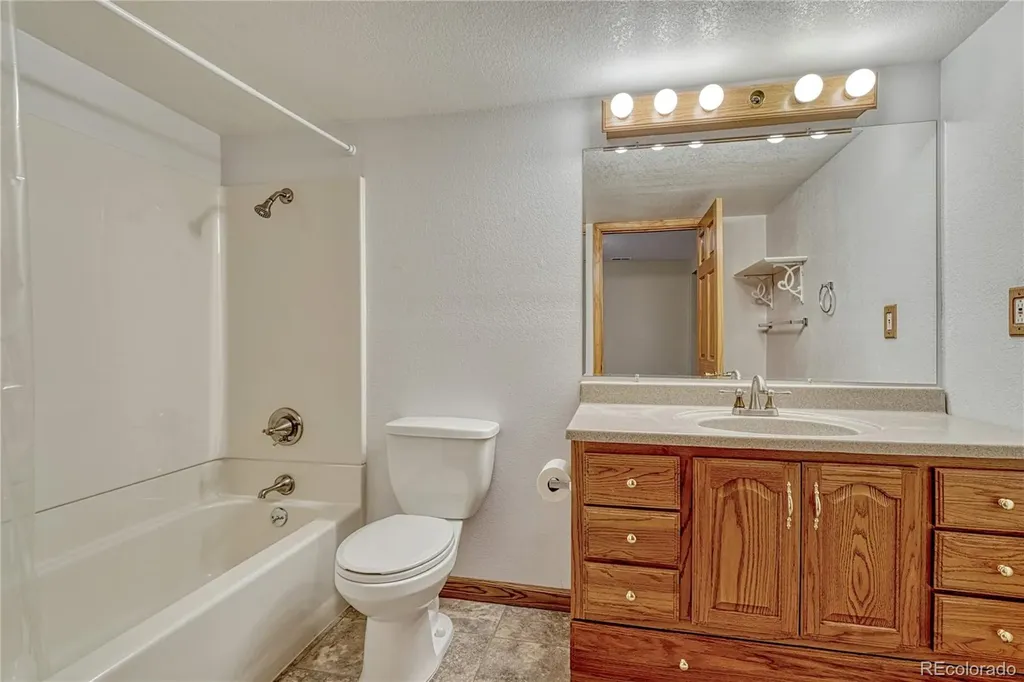 57885 E Geddes Avenue Strasburg CO 80136